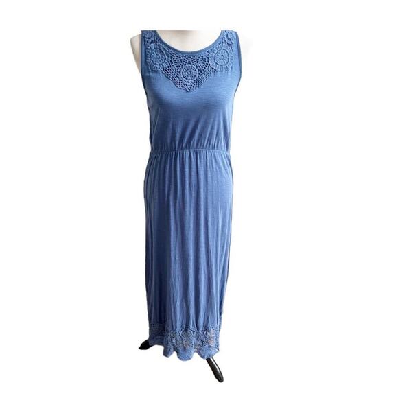 Chico’s Crochet Knit Maxi Dress Blue Size Small Elastic Waist Sleeveless Spring - Picture 1 of 10